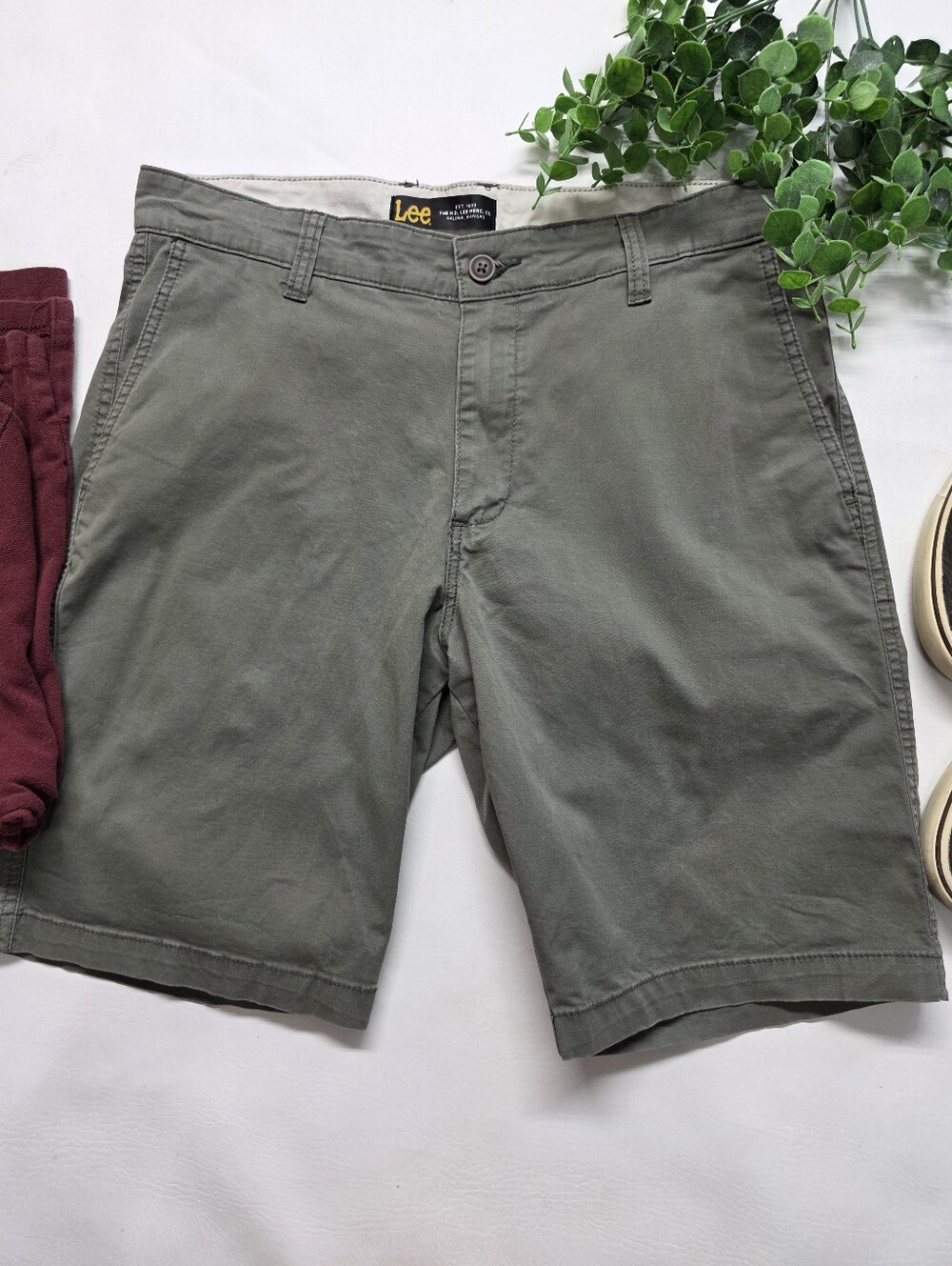 Lee Flat Front Short, 10" Inseam